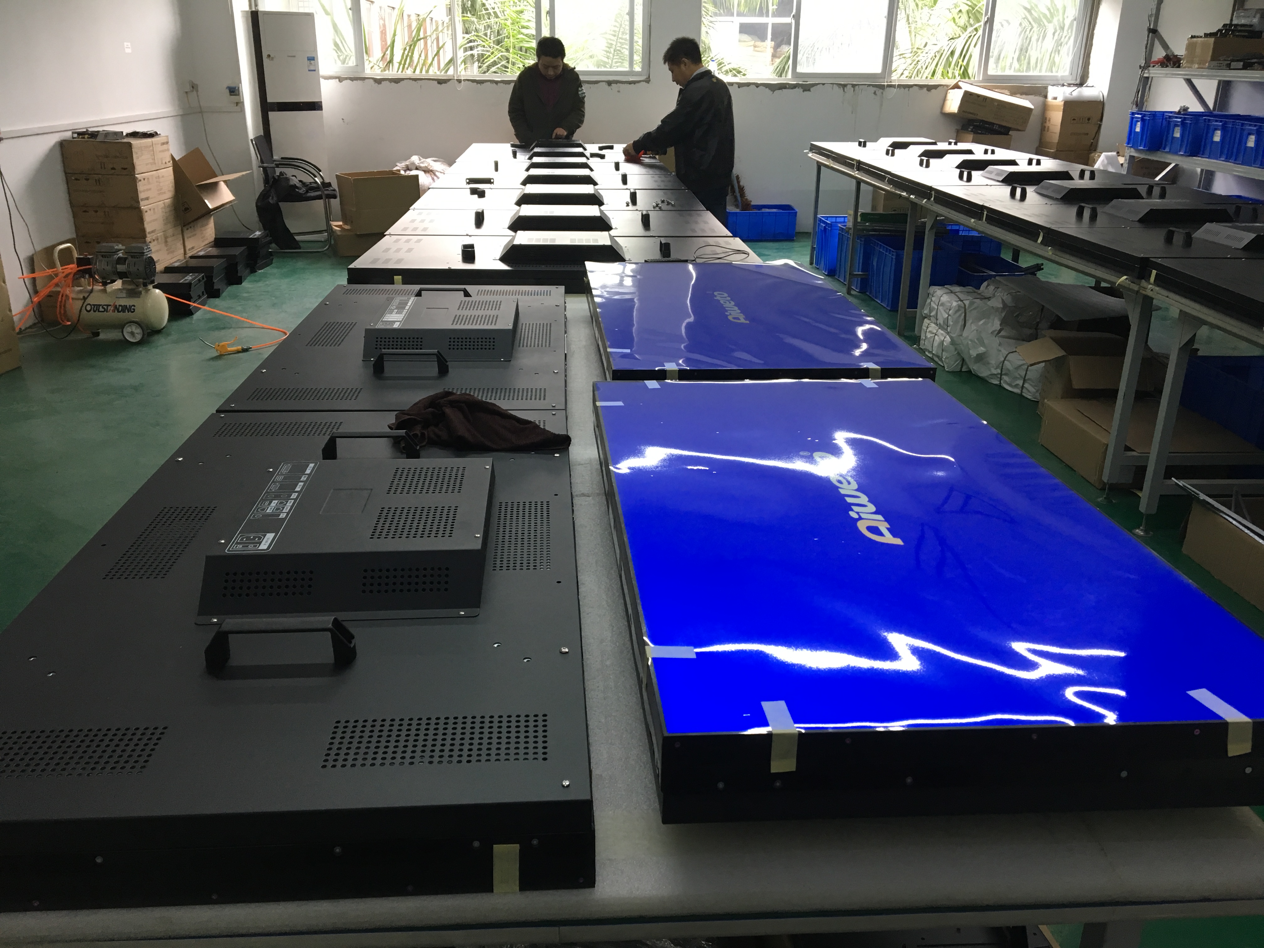 0.88mm液晶拼接屏為什么會(huì)越來越受各領(lǐng)域歡迎？